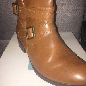 Brown boots